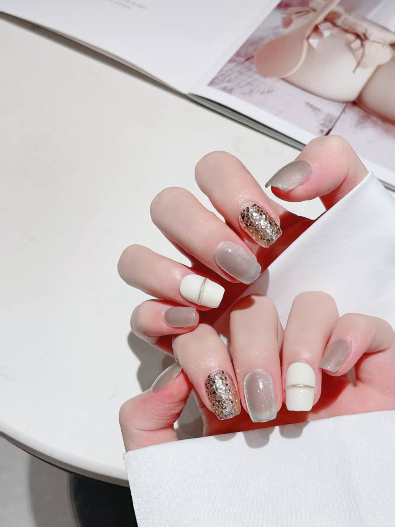 Blisss Nails Handmade White/Silver with Cat Eye Effect & Gold Glitter Press On Nails – Short Coffin Reusable Artificial Fake Nails | Premium Minimal Luxury Nail Art 10 pc Nails Set