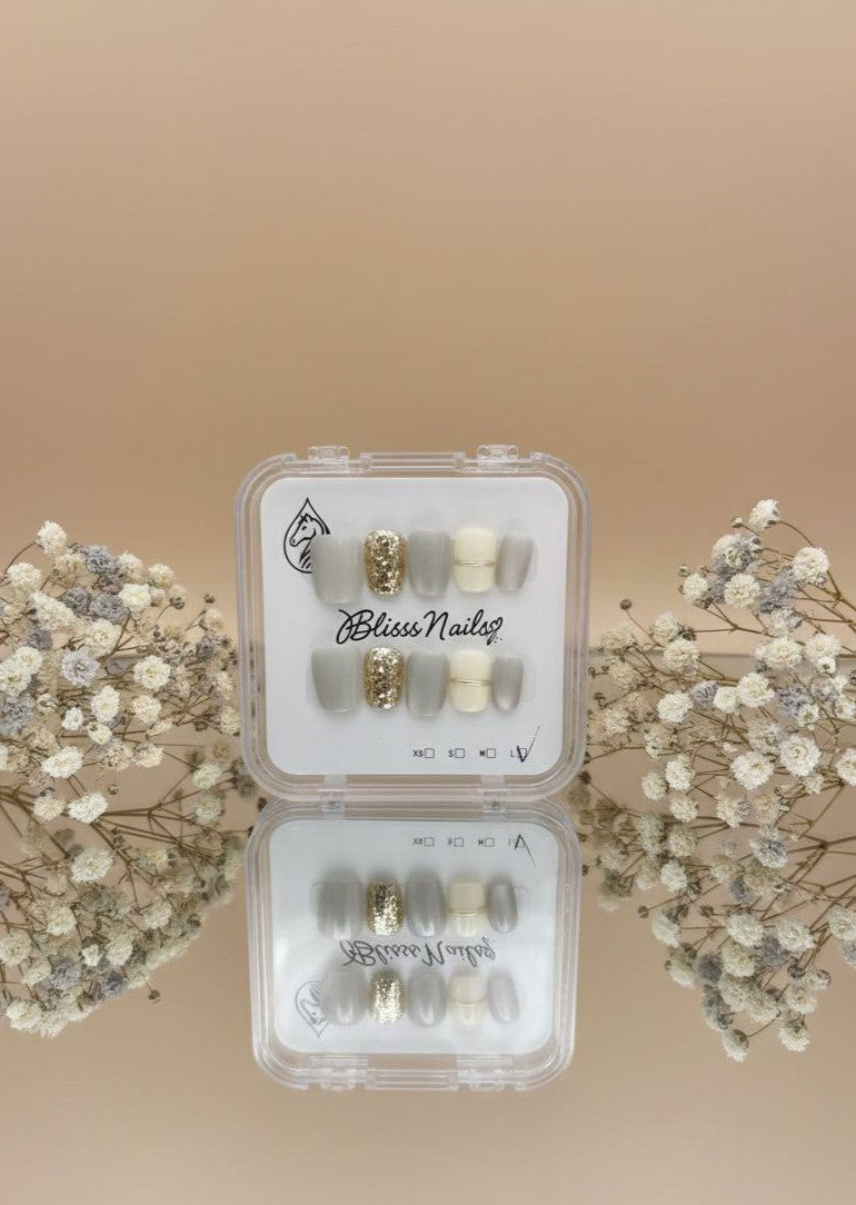 Blisss Nails Handmade White/Silver with Cat Eye Effect & Gold Glitter Press On Nails – Short Coffin Reusable Artificial Fake Nails | Premium Minimal Luxury Nail Art 10 pc Nails Set