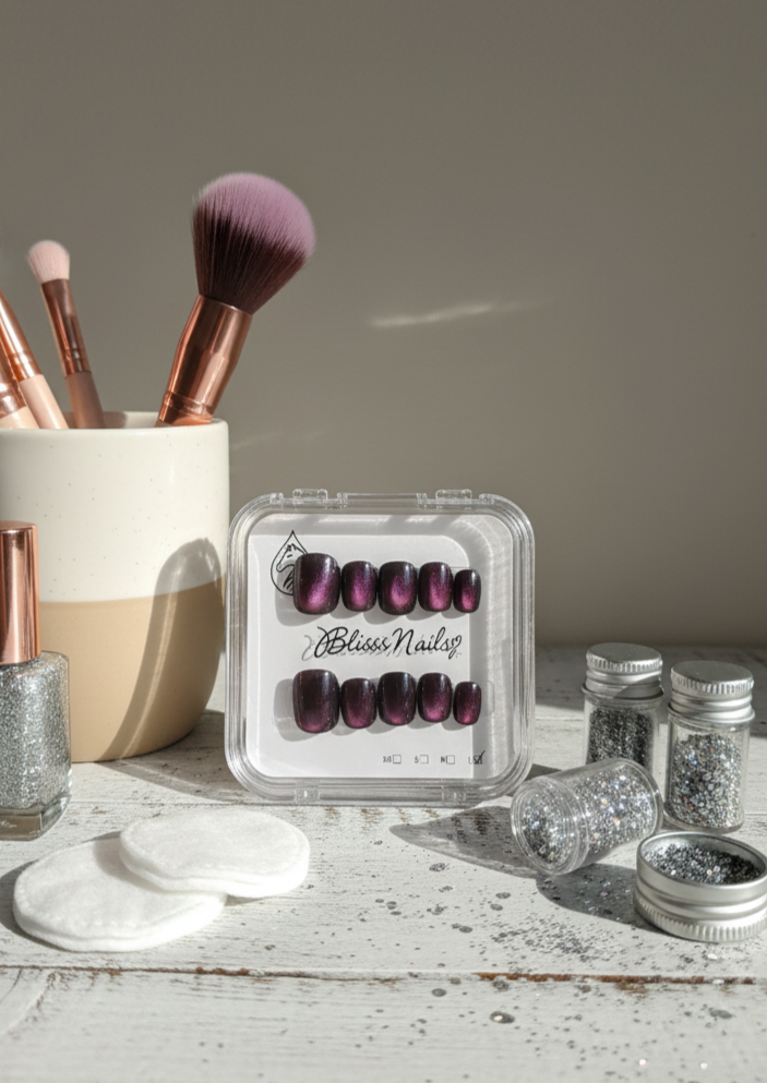 Blisss Nail' Press on Nails Multi color Short Square Nails With Cat Eye Effect