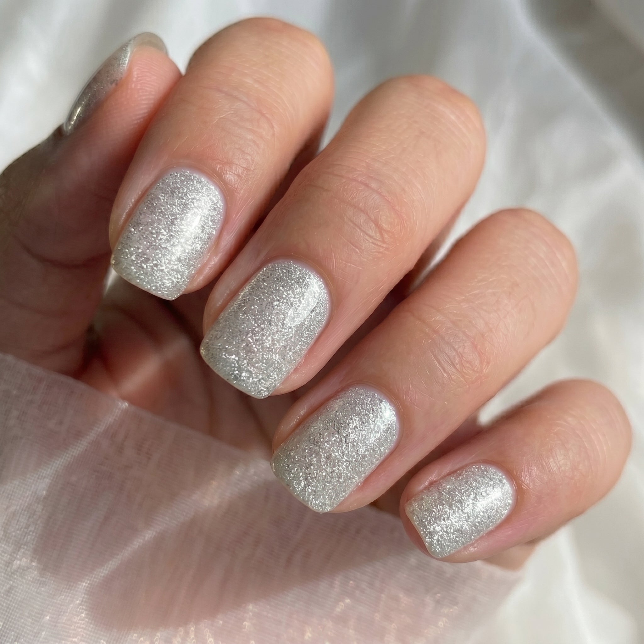 Blisss Nails Handmade Premium Press On Nails – White Moonlight Silver Velvet Cat Eye Magnetic Effect, Reusable Artificial Nails, Short Square Round Shape, Luxury Shimmer Finish Salon-Quality Fake Nails 10 Pcs Nail Set
