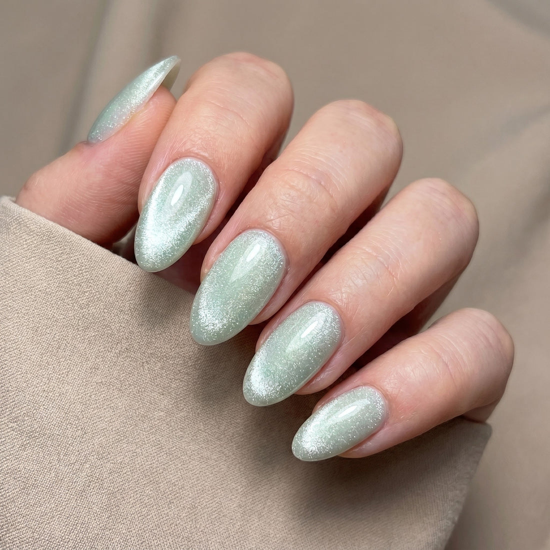 Blisss Nails Handmade Premium Press On Nails - Frosted Pistachio Green Cat Eye Magnetic Effect, Reusable Artificial Nails, Short Almond Stiletto Shape, Luxury Shimmer Finish Salon-Quality Fake Nails 10 Pcs Nail Set