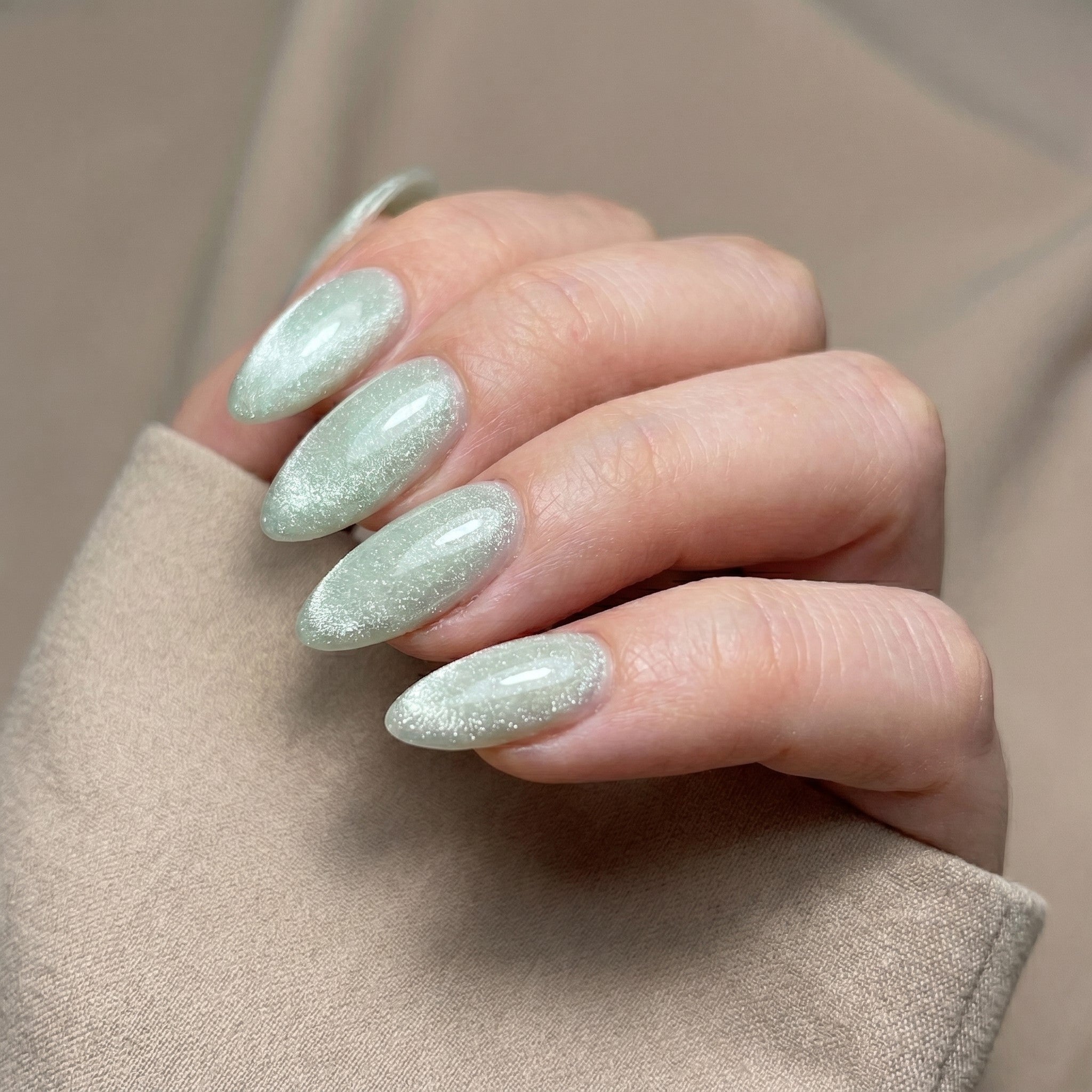 Blisss Nails Handmade Premium Press On Nails - Frosted Pistachio Green Cat Eye Magnetic Effect, Reusable Artificial Nails, Short Almond Stiletto Shape, Luxury Shimmer Finish Salon-Quality Fake Nails 10 Pcs Nail Set