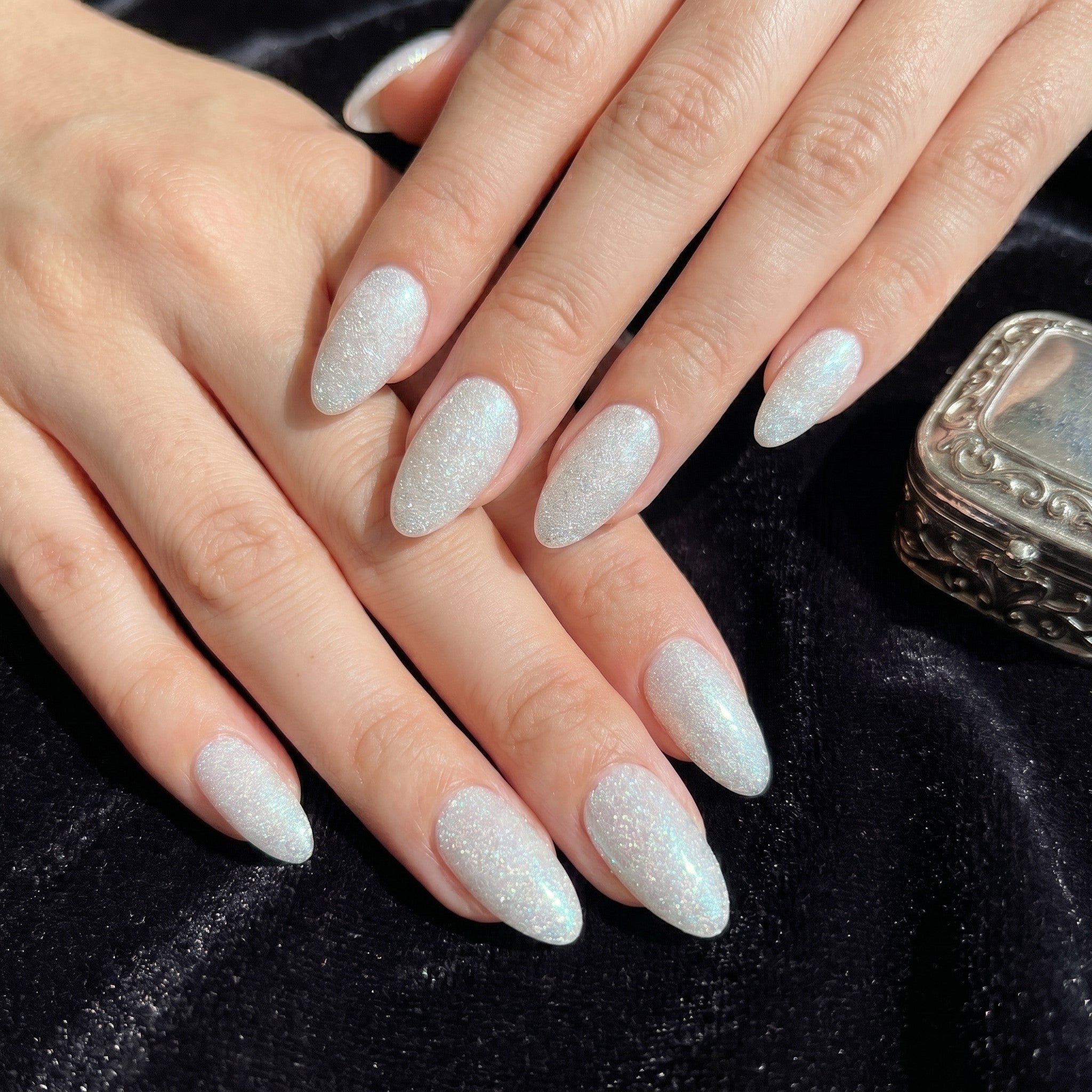 Blisss Nails Handmade Premium Press On Nails - Moonlight Silver White Frost Cat Eye Magnetic Effect, Reusable Artificial Nails, Short Almond Stiletto Shape, Luxury Shimmer Finish Salon-Quality Fake Nails 10 Pcs Nail Set
