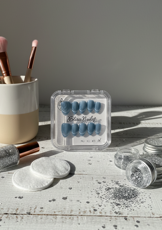 Blisss Nails Handmade Premium Press On Nails - French Blue Halo Cat Eye Magnetic Effect, Reusable Artificial Nails, Short Almond Stiletto Shape, Luxury Shimmer Finish Salon-Quality False Nails 10 Pcs Nail Set