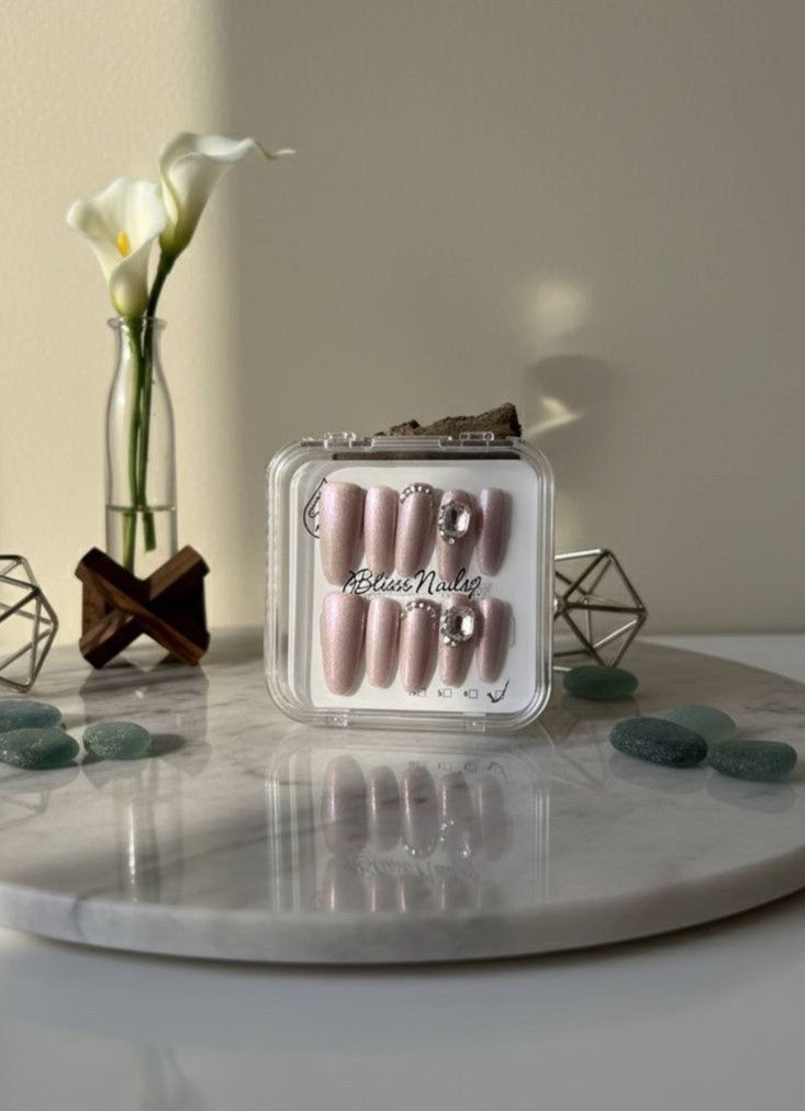 Blisss Nails Press on Nails Coffin Shape Pink Dusty Mauve Cat Eye Crystal Luxury 10 Pcs Nail Set